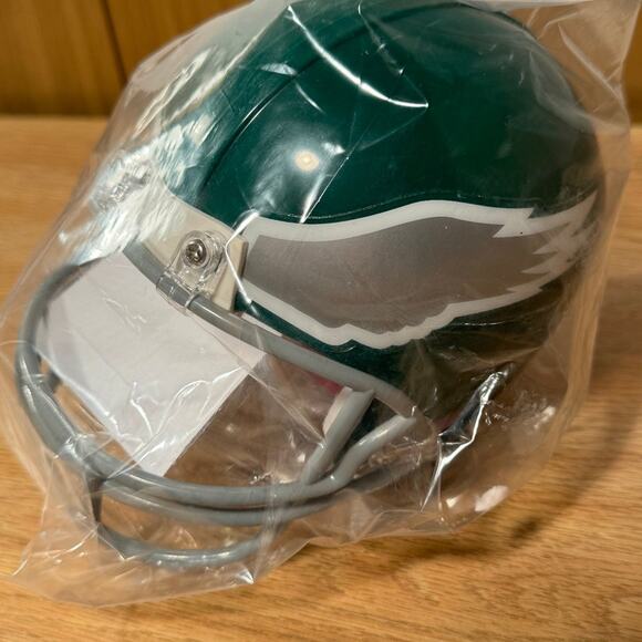 Mark Wahlberg INVINCIBLE‎ Philadelphia Eagles Signed Autographed MINI Helmet JSA - Picture 3 of 6